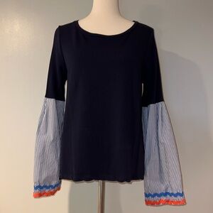 NWOT ladies long sleeve blouse.